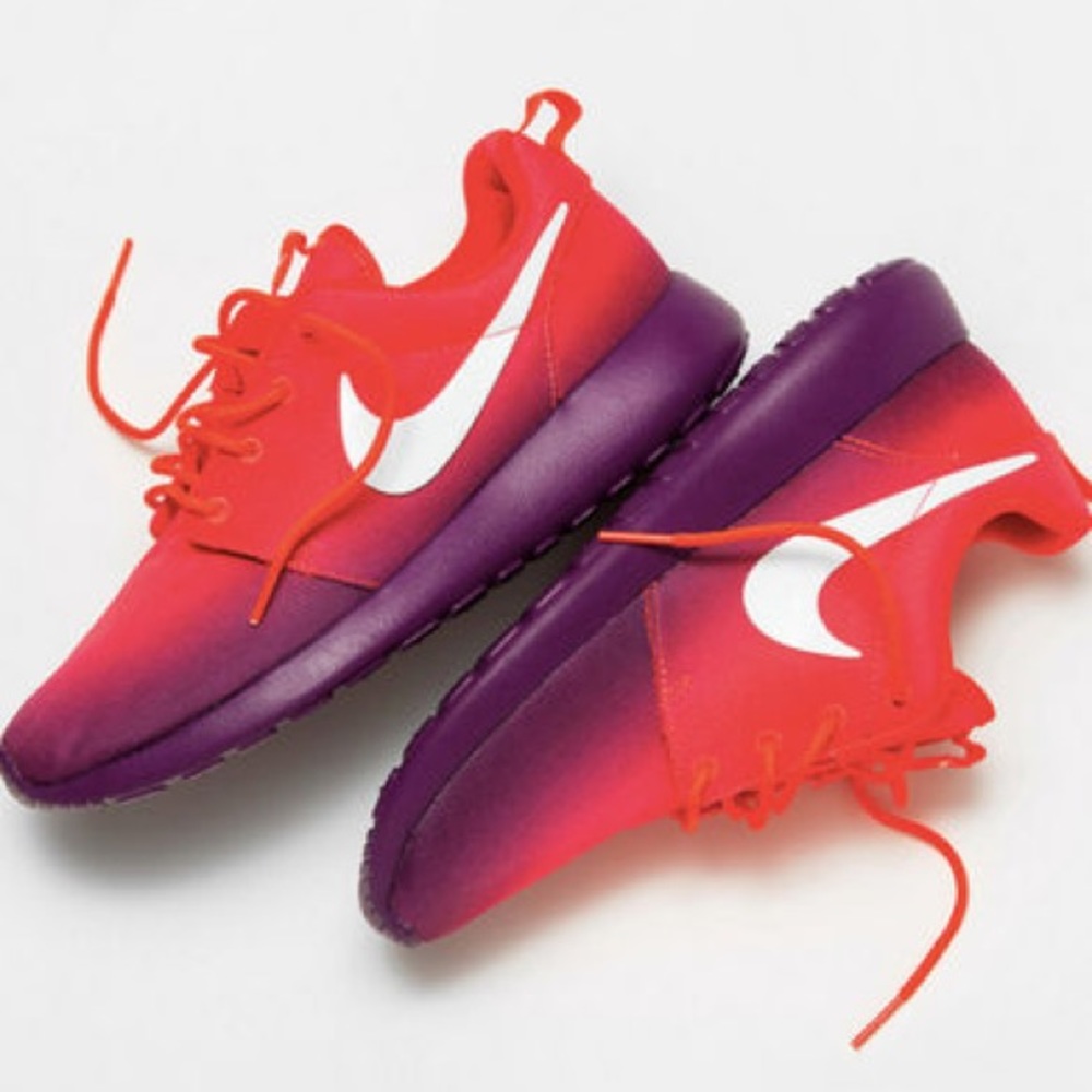 Nike Roshe Ombre Pink Laser Run